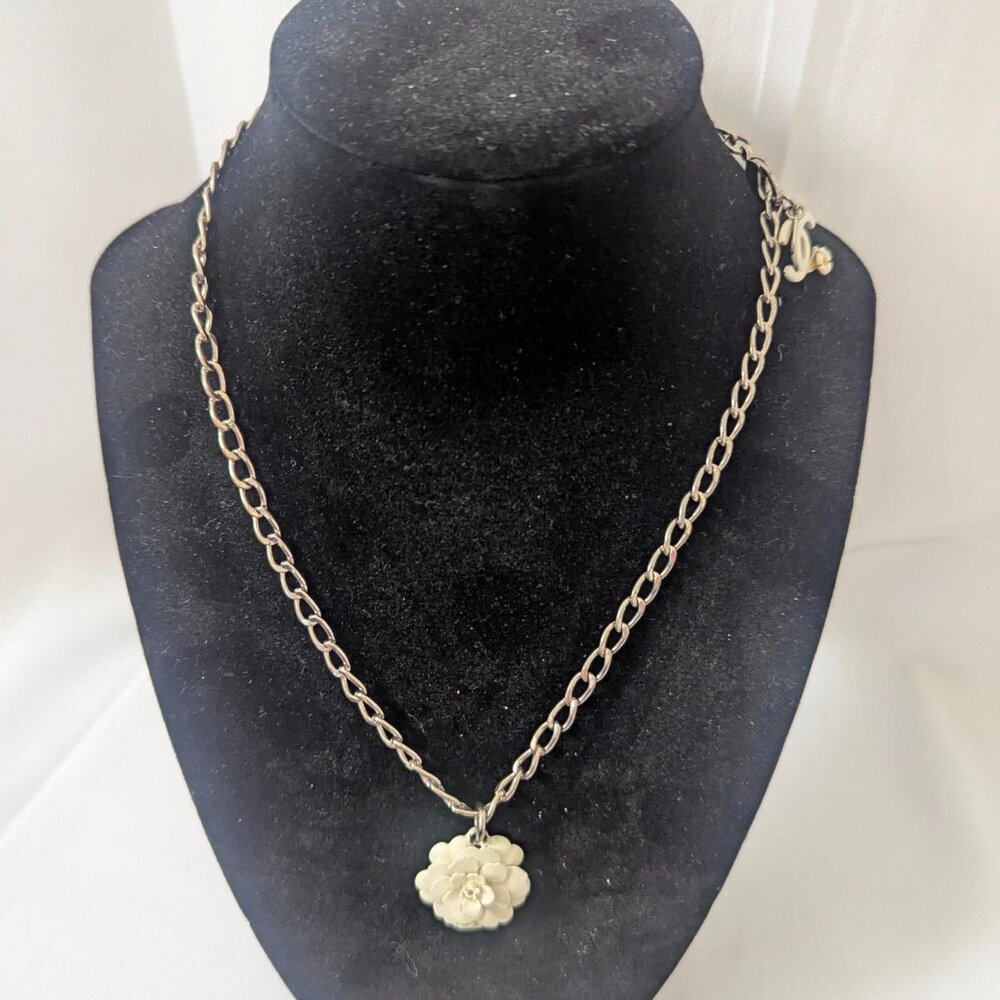Chanel White Coco Camellia Necklace